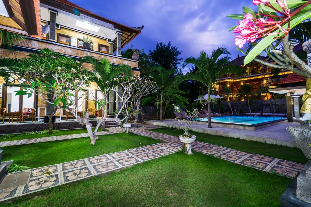 Arya Inn Enny Salon And Spa Нуса-Лембонган Экстерьер фото