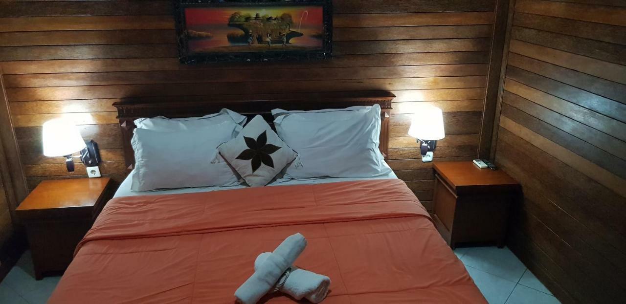 Arya Inn Enny Salon And Spa Нуса-Лембонган Экстерьер фото